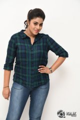 Poorna Interview About Jayammu Nischayammu Raa Movie